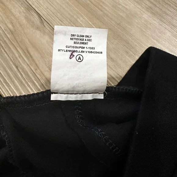 Vince. Black Back Seam Stitch Legging - Picture 14 of 14